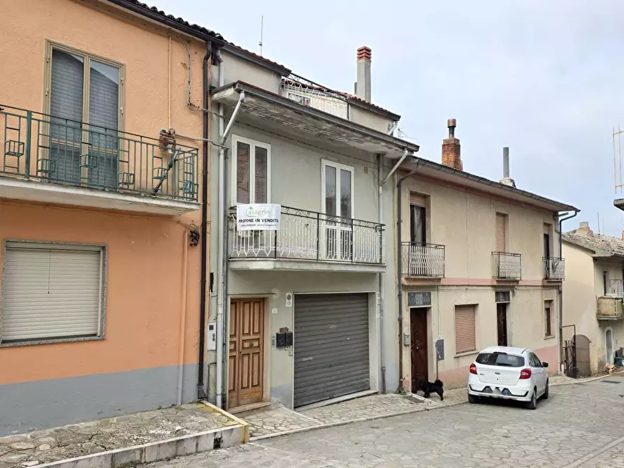 Immagine 2 di Casa semindipendente in vendita  in petrara a Andretta