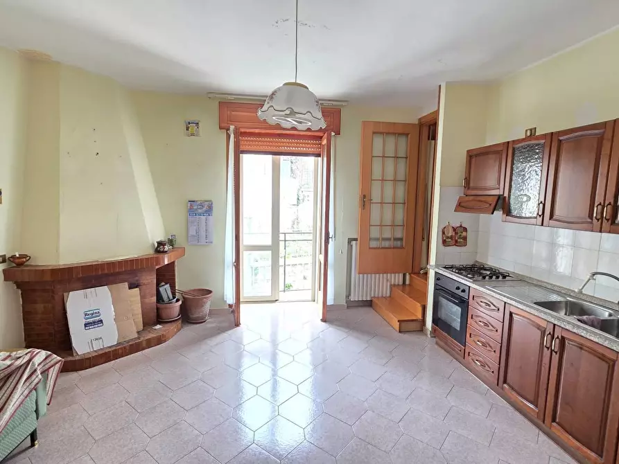 Immagine 3 di Casa semindipendente in vendita  in petrara a Andretta