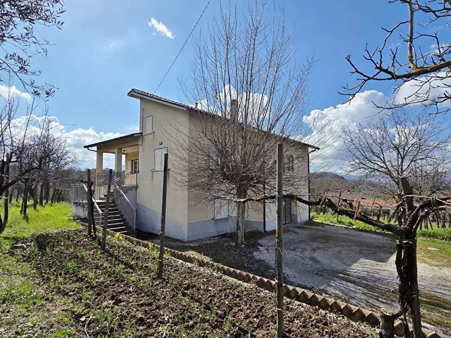 Immagine 4 di Casa indipendente in vendita  in Contrada acquara a Torella Dei Lombardi