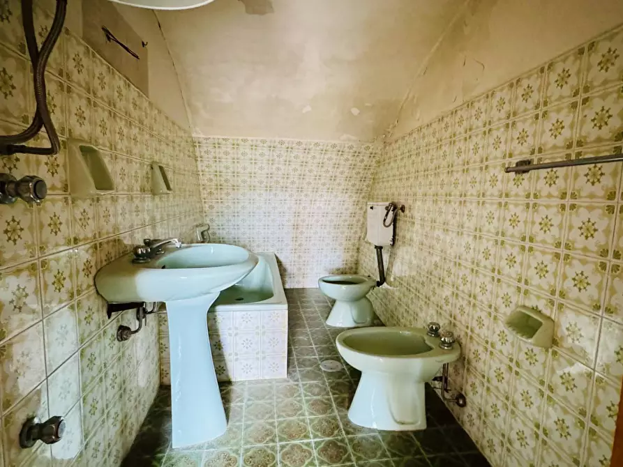 Immagine 21 di Casa semindipendente in vendita  in VIA ROMA 133 a Mirabella Eclano