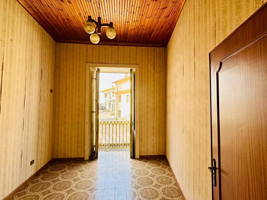 Immagine 6 di Casa semindipendente in vendita  in VIA ROMA 133 a Mirabella Eclano