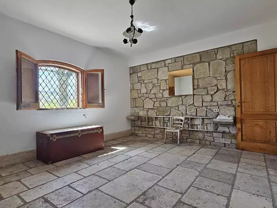 Immagine 35 di Villa in vendita  in Taverna delle noci 56 a Parolise