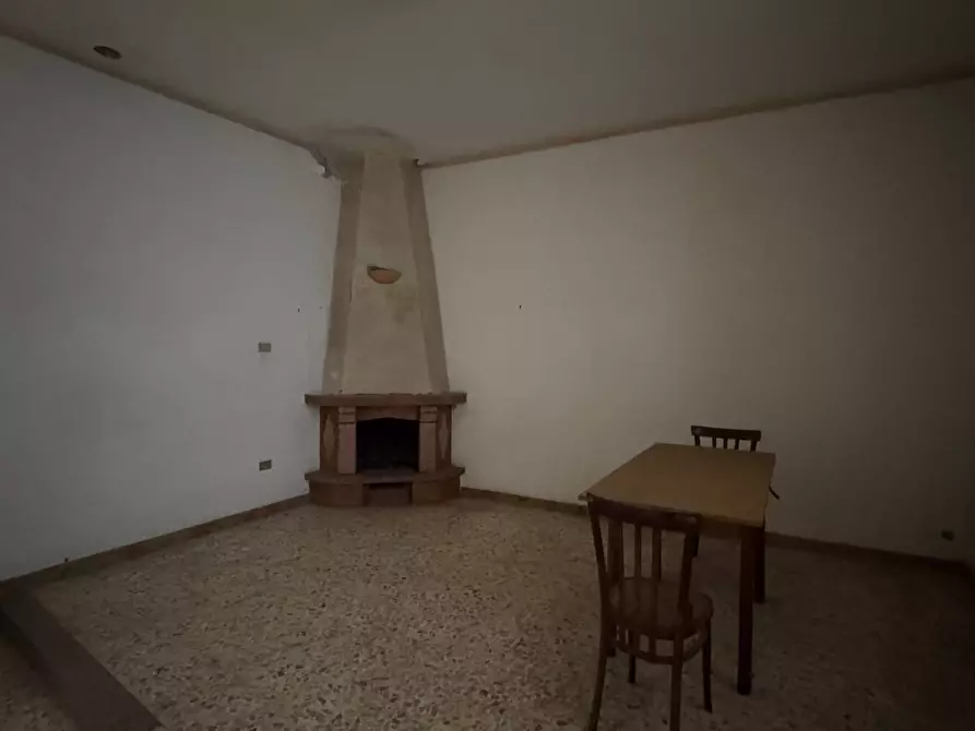 Immagine 11 di Casa semindipendente in vendita  in VIA COLORI a Mirabella Eclano