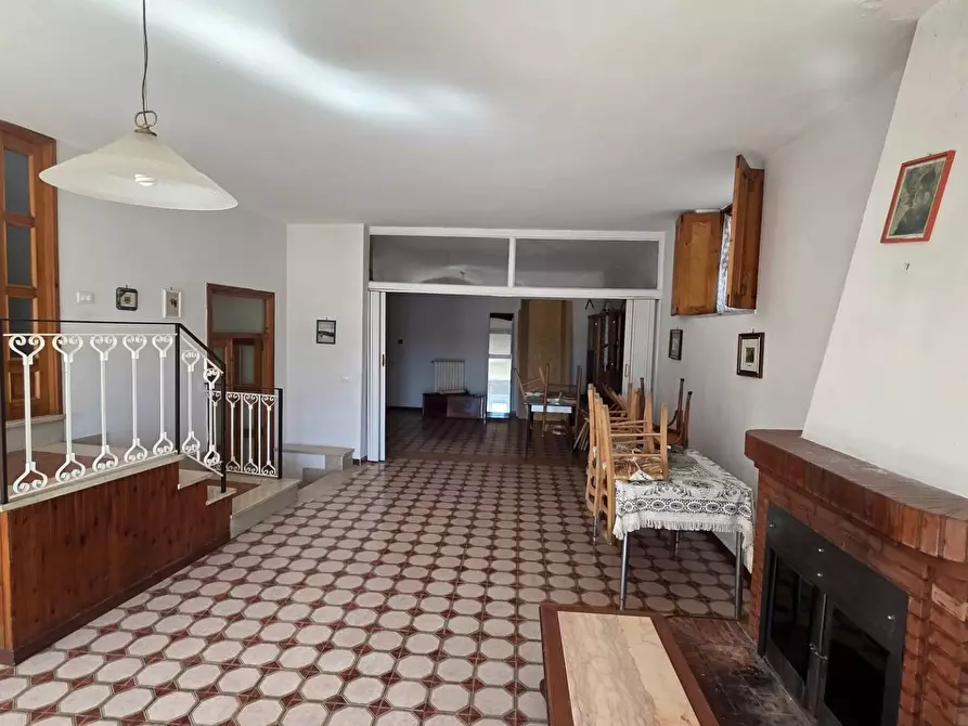 Immagine 4 di Casa semindipendente in vendita  in via cantone a Montemarano