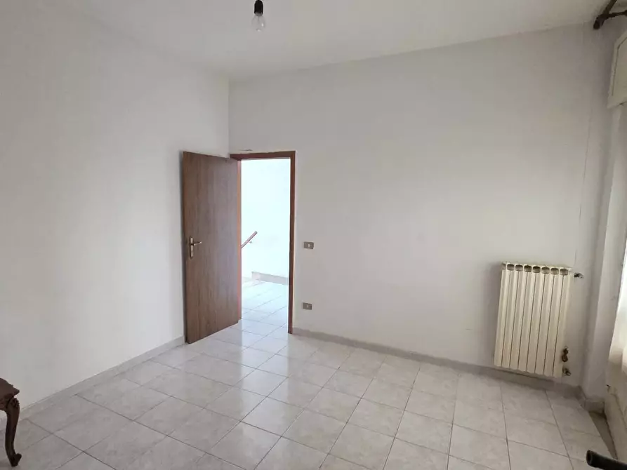 Immagine 13 di Casa semindipendente in vendita  in via cantone a Montemarano