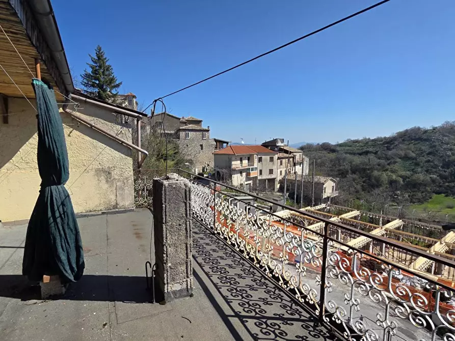 Immagine 23 di Casa semindipendente in vendita  in via cantone a Montemarano