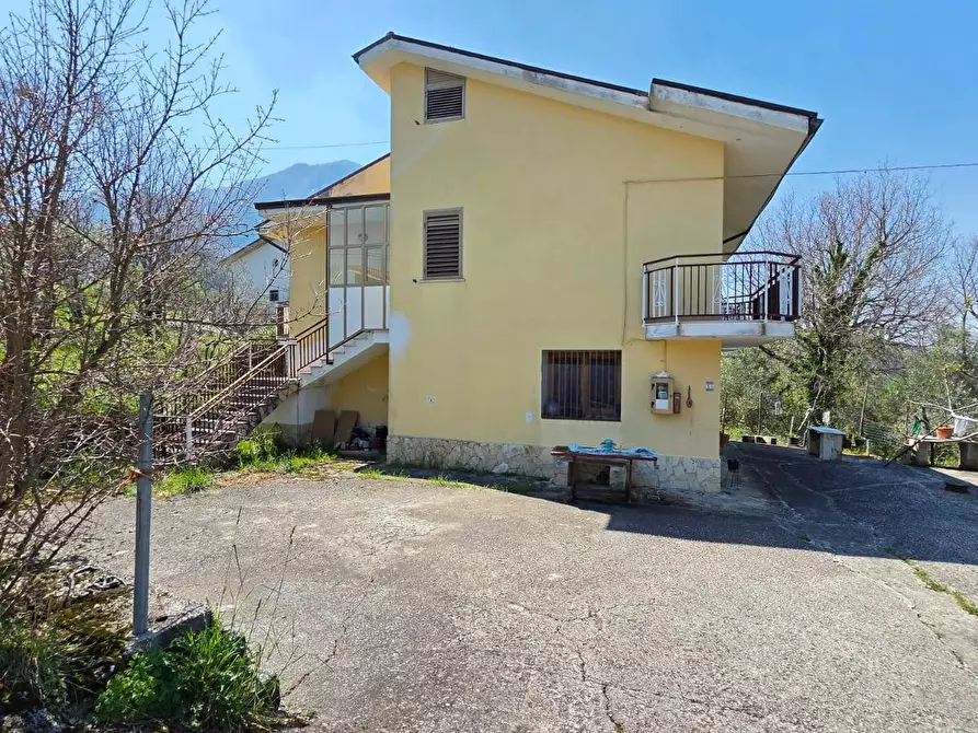 Immagine 3 di Casa indipendente in vendita  in Via Macchia Pietra a San Mango Sul Calore