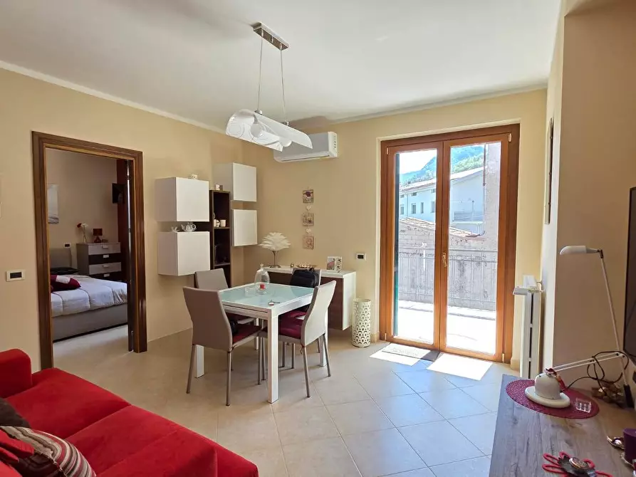 Immagine 6 di Appartamento in vendita  in Via Michelangelo Cianciulli 75/G a Montella