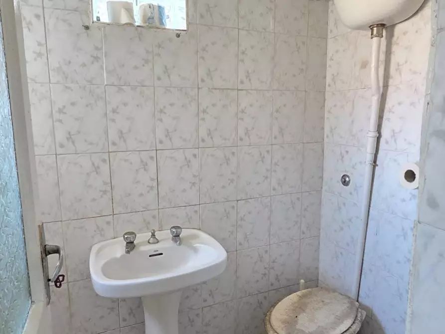 Immagine 5 di Casa semindipendente in vendita  in Vico Melfitana a Montemarano