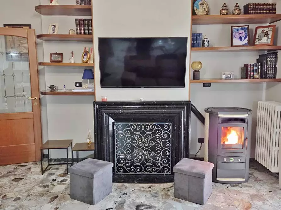 Immagine 9 di Casa indipendente in vendita  in Via Regina Margherita 12 a Andretta