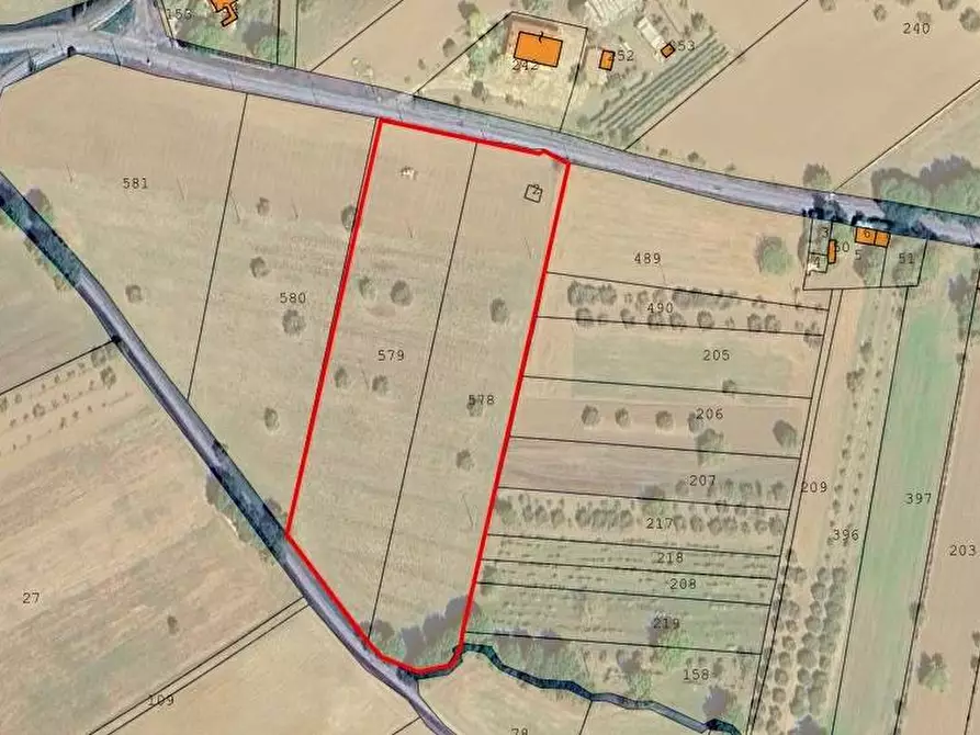 Immagine 1 di Terreno agricolo in vendita  in Russo a Andretta