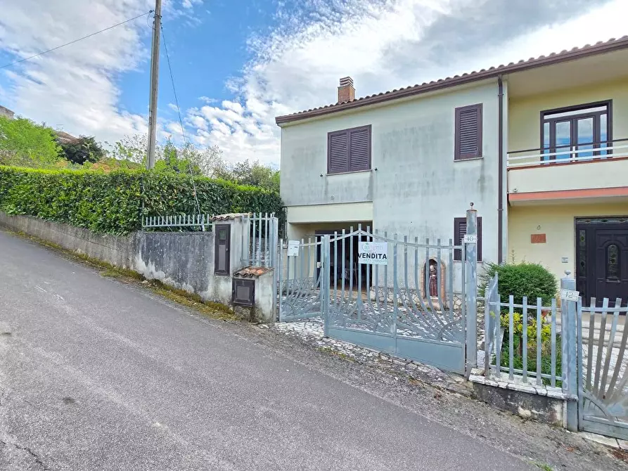 Immagine 21 di Villetta a schiera in vendita  in via vigna 10 a Montefalcione