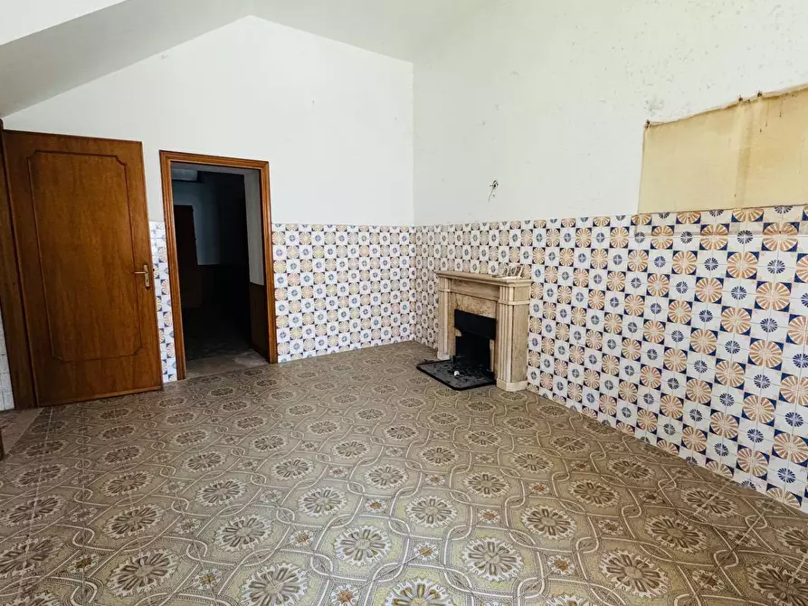 Immagine 3 di Casa semindipendente in vendita  in VIA CAPPUCCINI 30 a Gesualdo