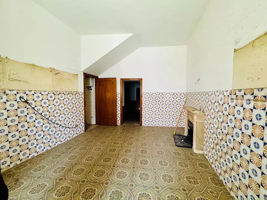 Immagine 2 di Casa semindipendente in vendita  in VIA CAPPUCCINI 30 a Gesualdo