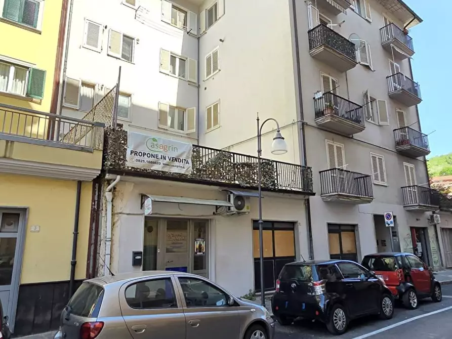 Immagine 2 di Appartamento in vendita  in Via Gramsci a Atripalda