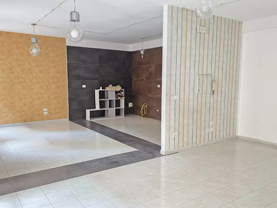 Immagine 16 di Appartamento in vendita  in Via Gramsci a Atripalda