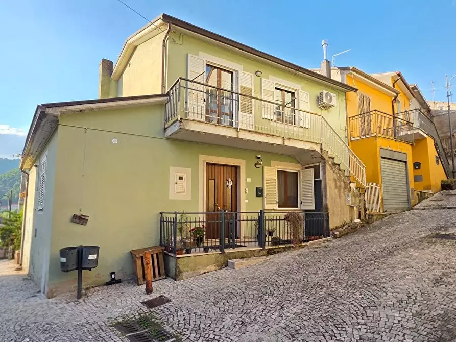 Immagine 3 di Casa indipendente in vendita  in via giacomo matteotti a Tufo