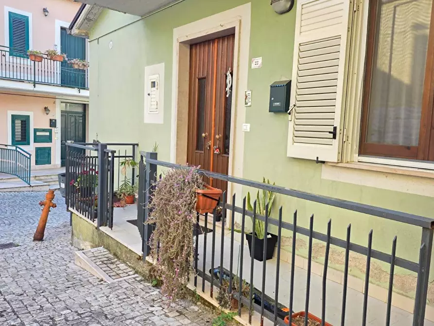 Immagine 5 di Casa indipendente in vendita  in via giacomo matteotti a Tufo