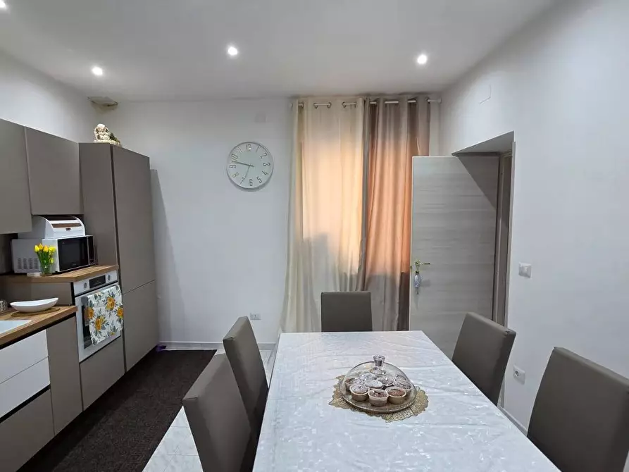 Immagine 10 di Casa indipendente in vendita  in via giacomo matteotti a Tufo
