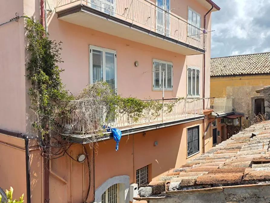 Immagine 2 di Casa semindipendente in vendita  in Via Roma a Andretta