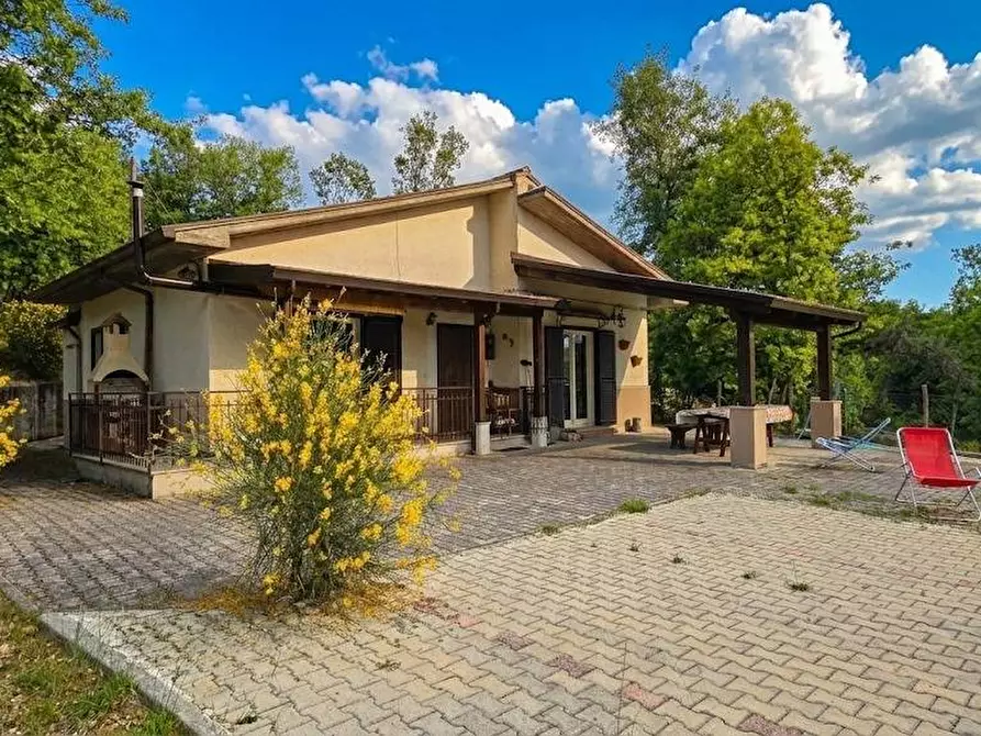 Immagine 1 di Villa in vendita  in Contrada Vallegrande a Sant'angelo Dei Lombardi