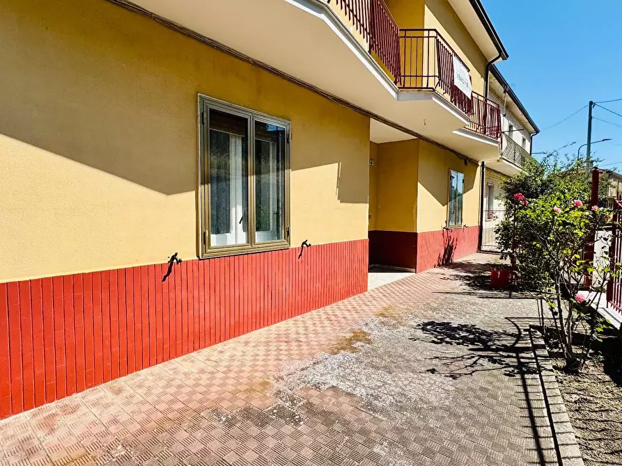 Immagine 18 di Casa indipendente in vendita  in VIA DELLE VITTORIE a Bonito