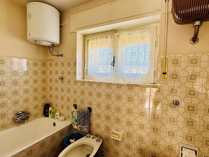 Immagine 12 di Casa indipendente in vendita  in VIA DELLE VITTORIE a Bonito