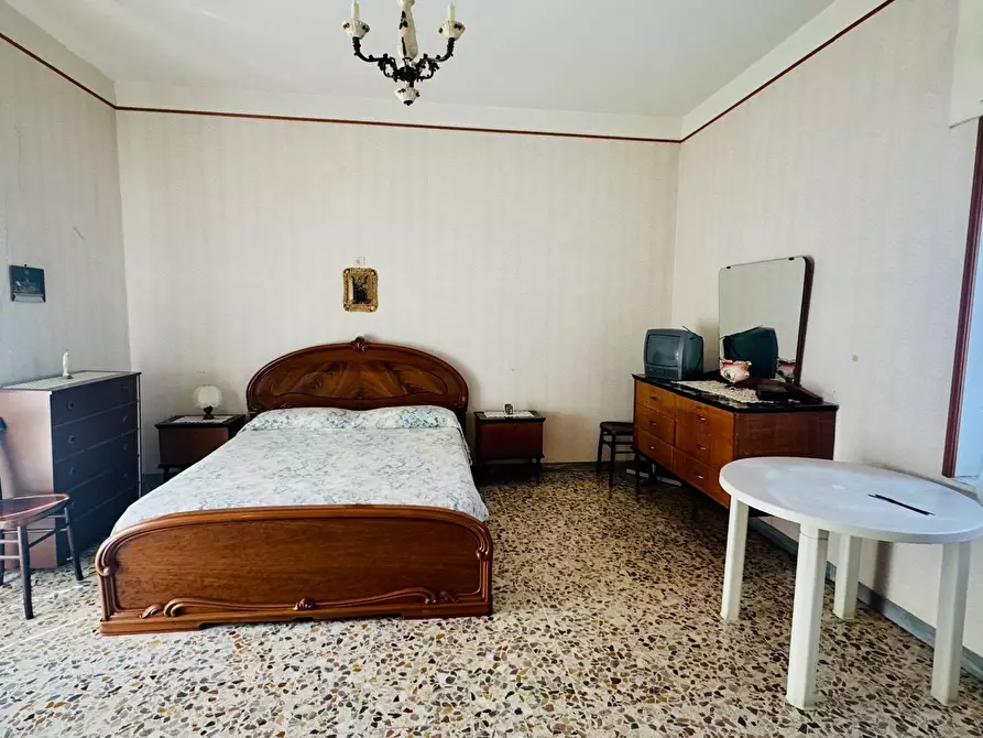 Immagine 9 di Casa indipendente in vendita  in VIA DELLE VITTORIE a Bonito