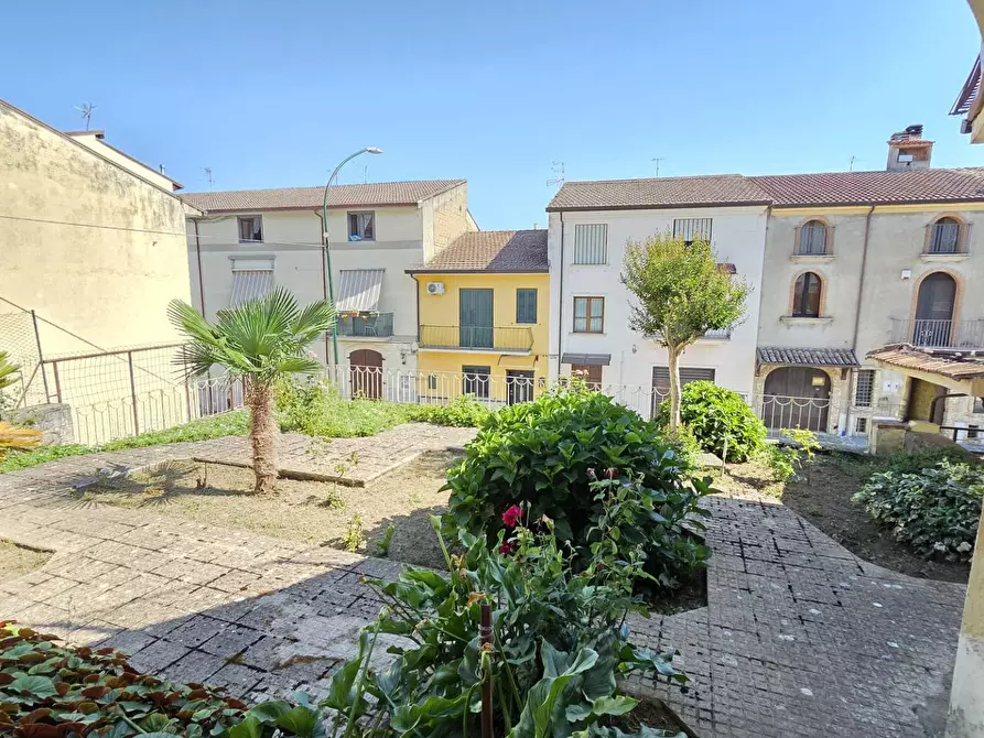 Immagine 3 di Villa in vendita  in via Capone 67 a Altavilla Irpina
