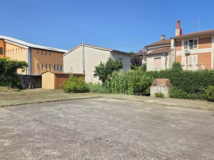 Immagine 9 di Villa in vendita  in via Capone 67 a Altavilla Irpina