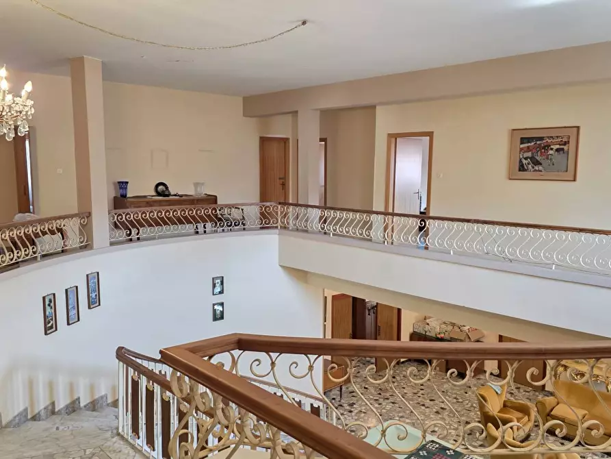 Immagine 19 di Villa in vendita  in via Capone 67 a Altavilla Irpina