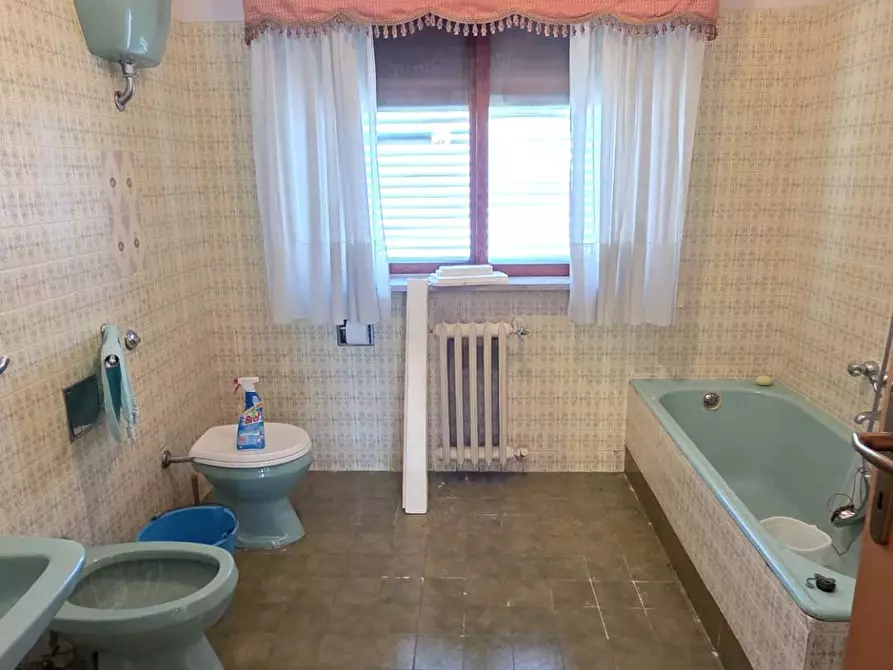 Immagine 24 di Villa in vendita  in via Capone 67 a Altavilla Irpina