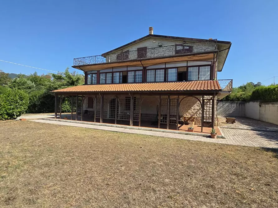 Immagine 3 di Villa in vendita  in Via Pezza Cancelli 4 a Montemarano