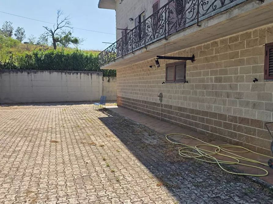 Immagine 9 di Villa in vendita  in Via Pezza Cancelli 4 a Montemarano