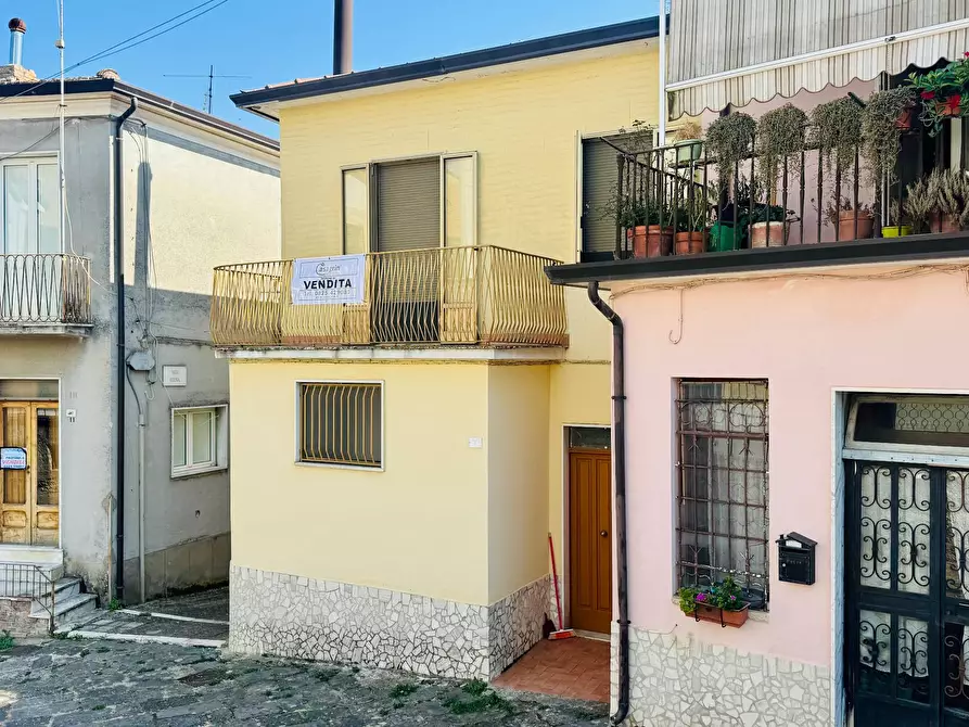 Immagine 2 di Casa semindipendente in vendita  in via mazzini 7 a Bonito