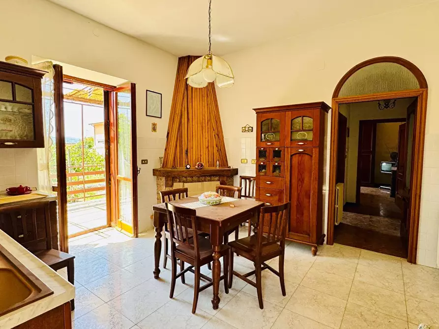Immagine 2 di Villa in vendita  in VIA DEI MARTIRI a Greci