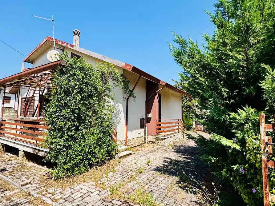 Immagine 13 di Villa in vendita  in VIA DEI MARTIRI a Greci