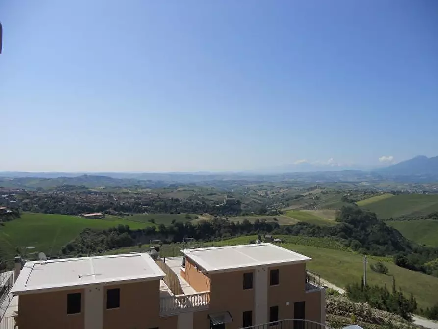 Immagine 17 di Casa indipendente in vendita  a Offida