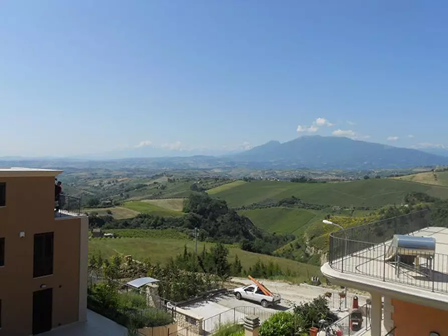 Immagine 13 di Casa indipendente in vendita  a Offida