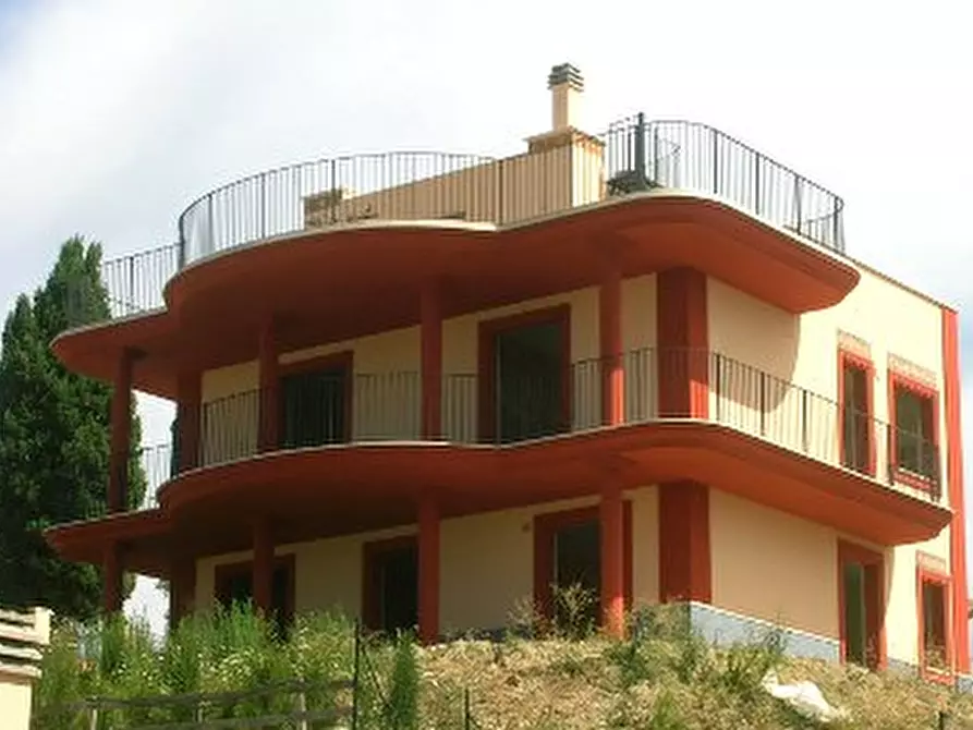 Immagine 5 di Casa indipendente in vendita  a Offida