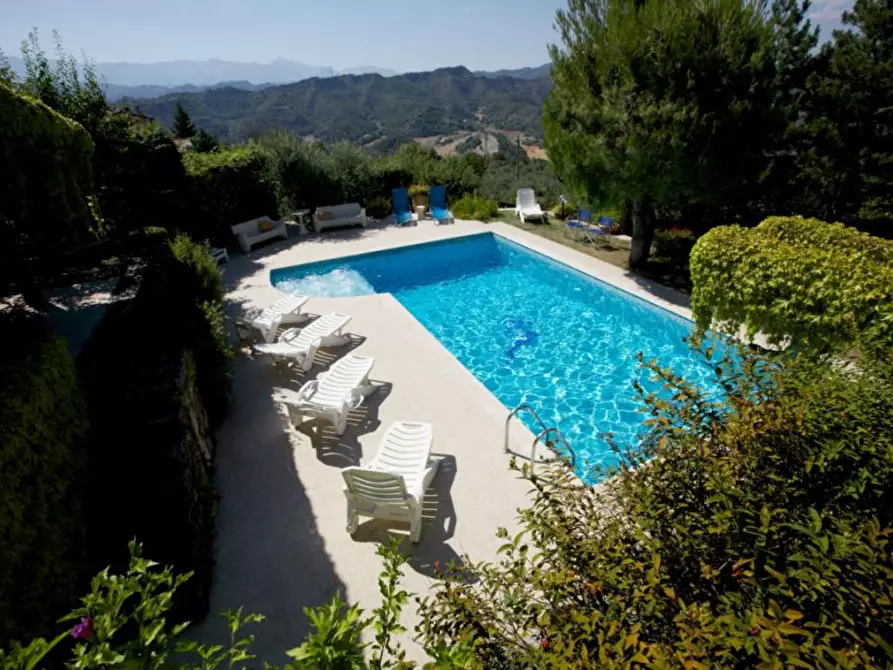 Immagine 15 di Casa indipendente in vendita  a Ascoli Piceno