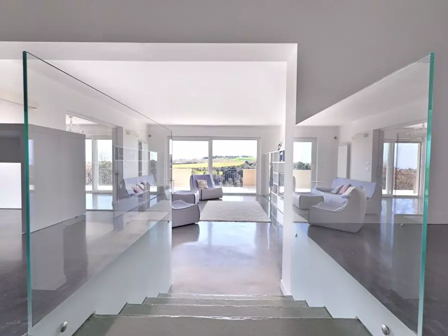 Immagine 9 di Villa in vendita  a San Benedetto Del Tronto