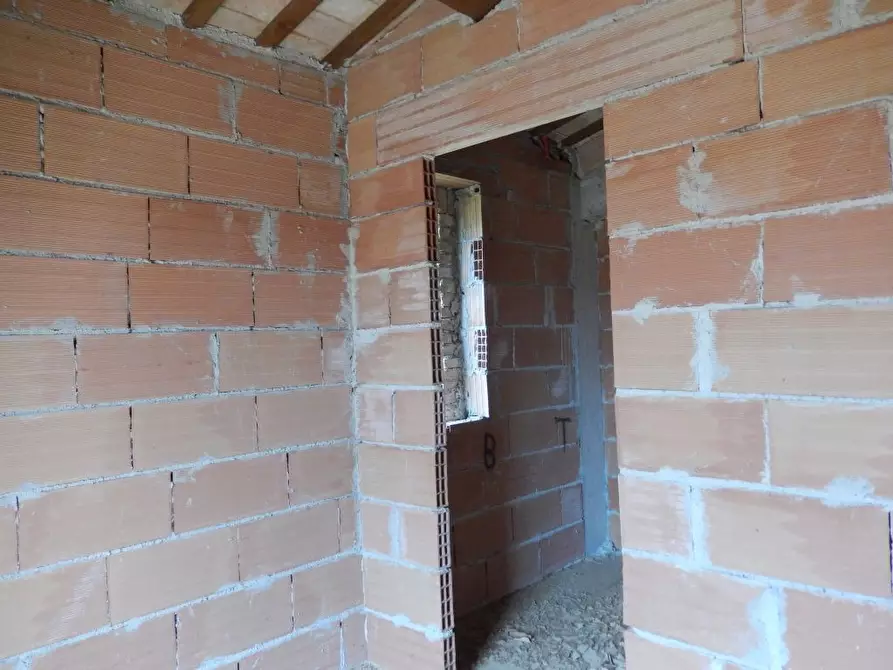 Immagine 10 di Rustico / casale in vendita  a Ripatransone