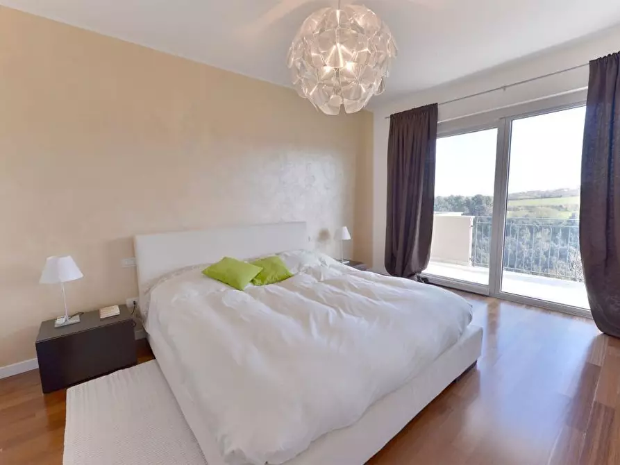 Immagine 20 di Villa in vendita  a San Benedetto Del Tronto