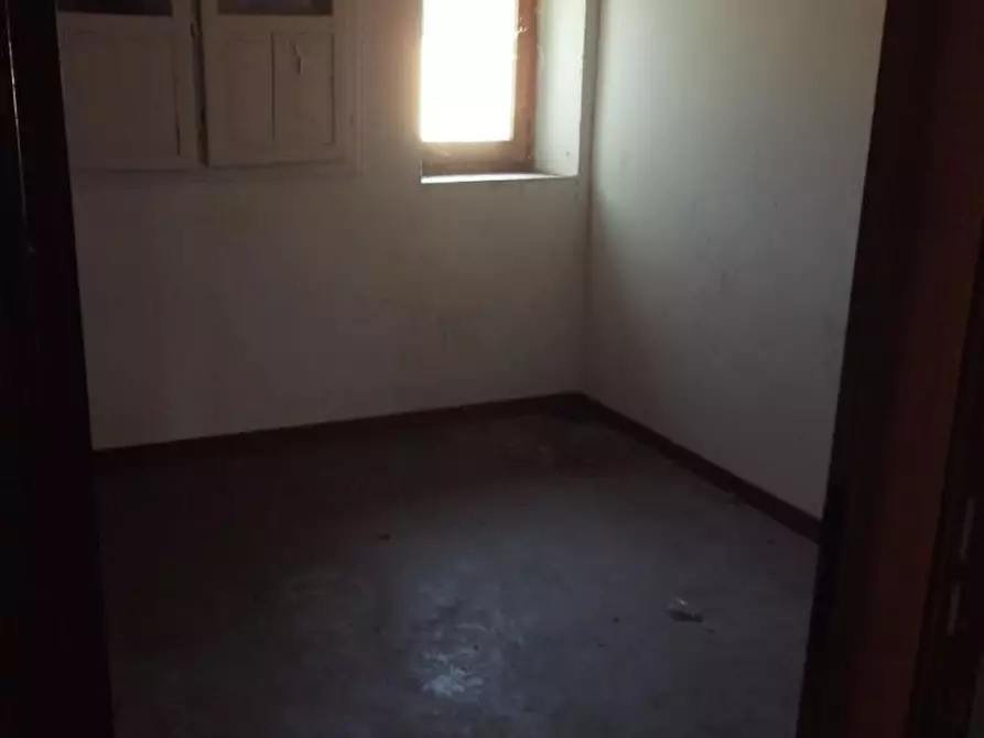 Immagine 10 di Rustico / casale in vendita  in Cont. valle di Rotella a Rotella