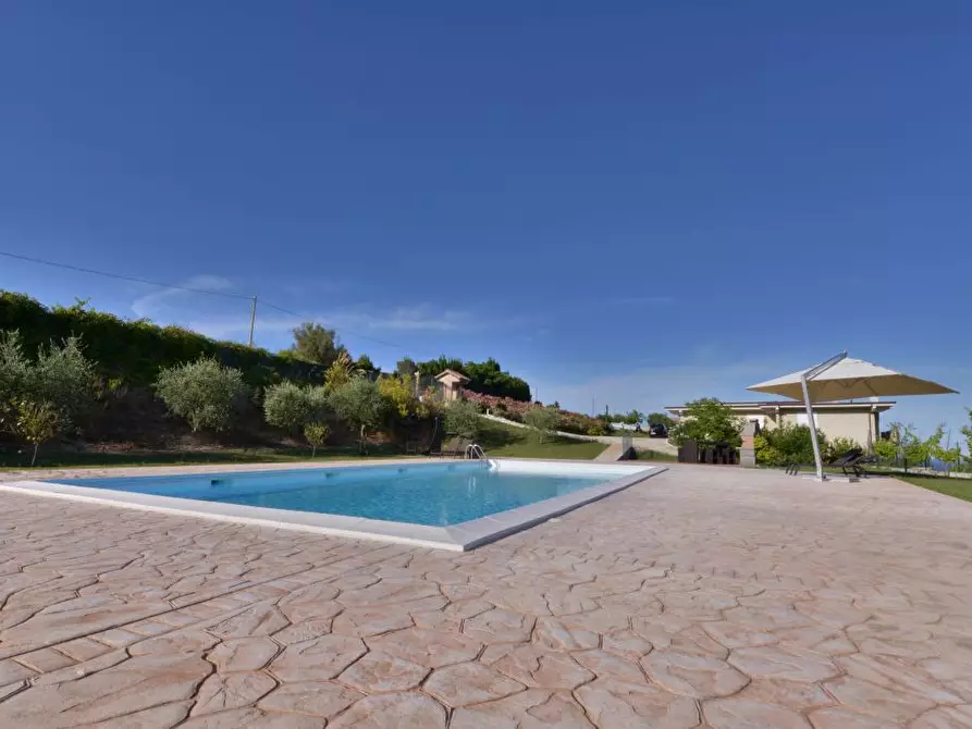 Immagine 7 di Villa in vendita  a San Benedetto Del Tronto