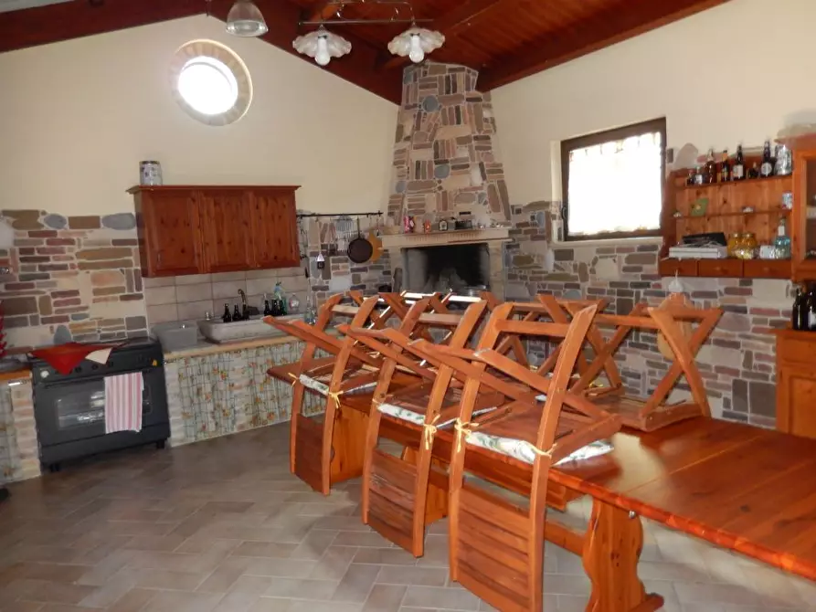 Immagine 12 di Villa in vendita  a Ancarano