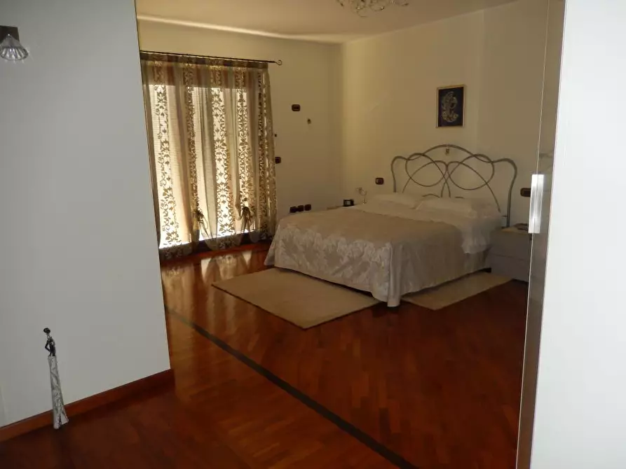 Immagine 15 di Villa in vendita  a Ancarano