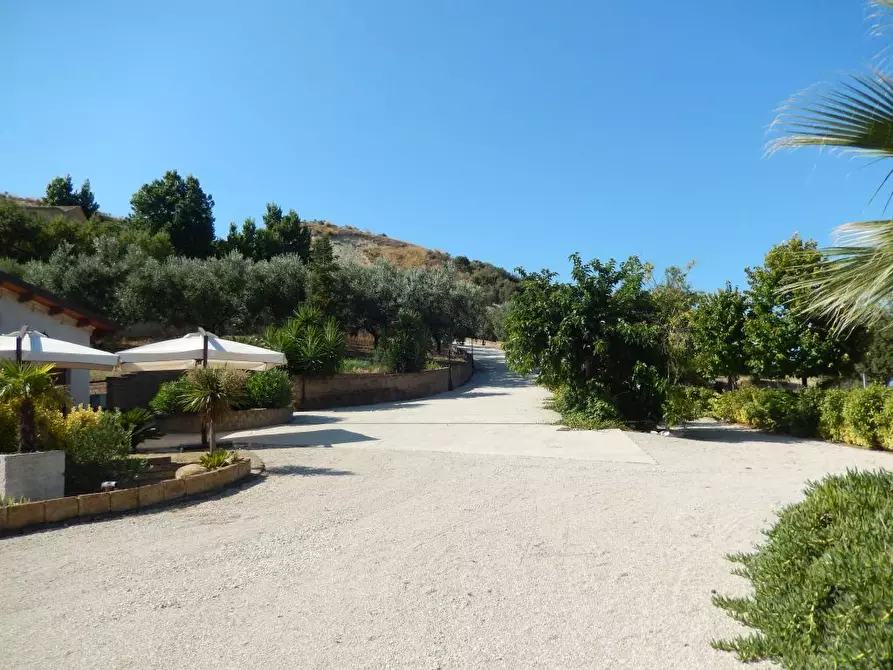 Immagine 28 di Villa in vendita  a Ancarano