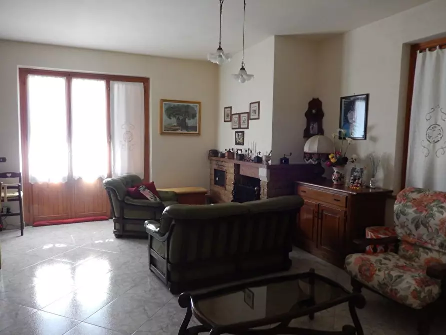 Immagine 8 di Rustico / casale in vendita  a Ancarano